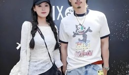 1个月4瓜！二婚、起诉、前顶流承认恋爱脑、韩红道歉各个离谱